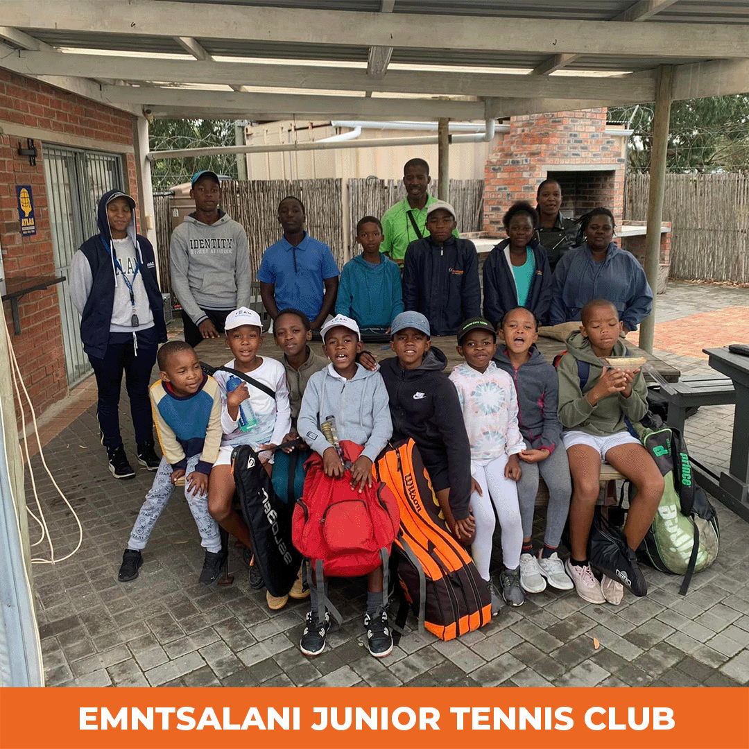 expertstores_sa's tweet photo. 🎾Introducing #EmntsalaniJuniorTennisClub, a non-profit organization dedicated to nurturing the next generation of tennis stars and promoting the sport among youth.

Join us in this incredible journey of nurturing young talent and shaping future champions!🥎

#ExpertCares https://t.co/psPsF2ENFC