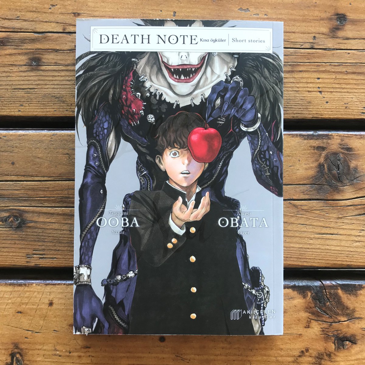 Yeni Manga Çıktı!
Merakla beklenen 'Death Note Short Stories – Kısa Öyküler' bugün dağıtılıyor.

#kitap #yenikitap #yenikitaplar #manga #yenimanga #mangatr #mangatürkiye #mangaturkey #anime #animetr #animetürkiye #animeturkey #deathnote #ölümdefteri #kısaöyküler #tsugamiooba