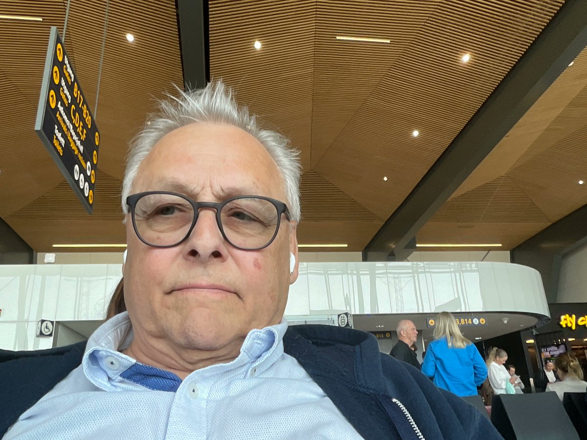 Where is my office right now?  At BGO waiting for takeoff to OSL after a very successful meeting about a new business project based on HCL Domino technology. Very, very exciting! #hcldomino #hclswlobp #brainworker