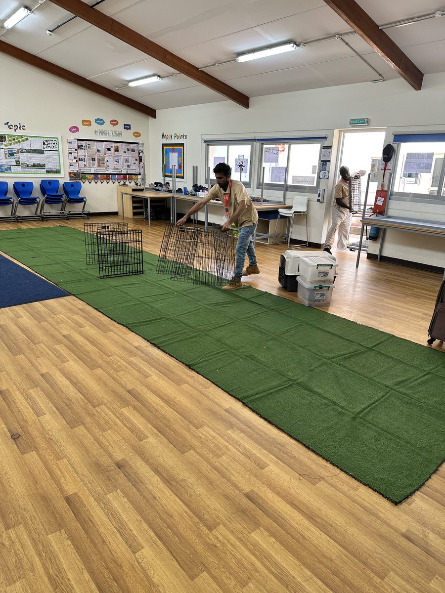 <a href="/JESSJumeirahYR5/">JESS Jumeirah Year 5</a> it’s #wowweek but what is going on in 5 Green??