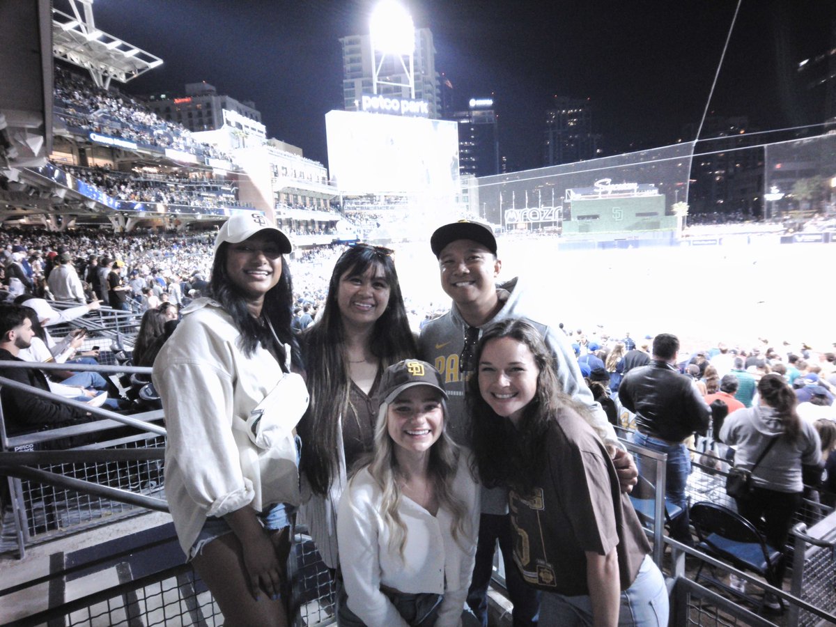 xariaaanne's tweet photo. Petco Park — SD v. SEA [digital film] (2) https://t.co/c4D1SmDgDO