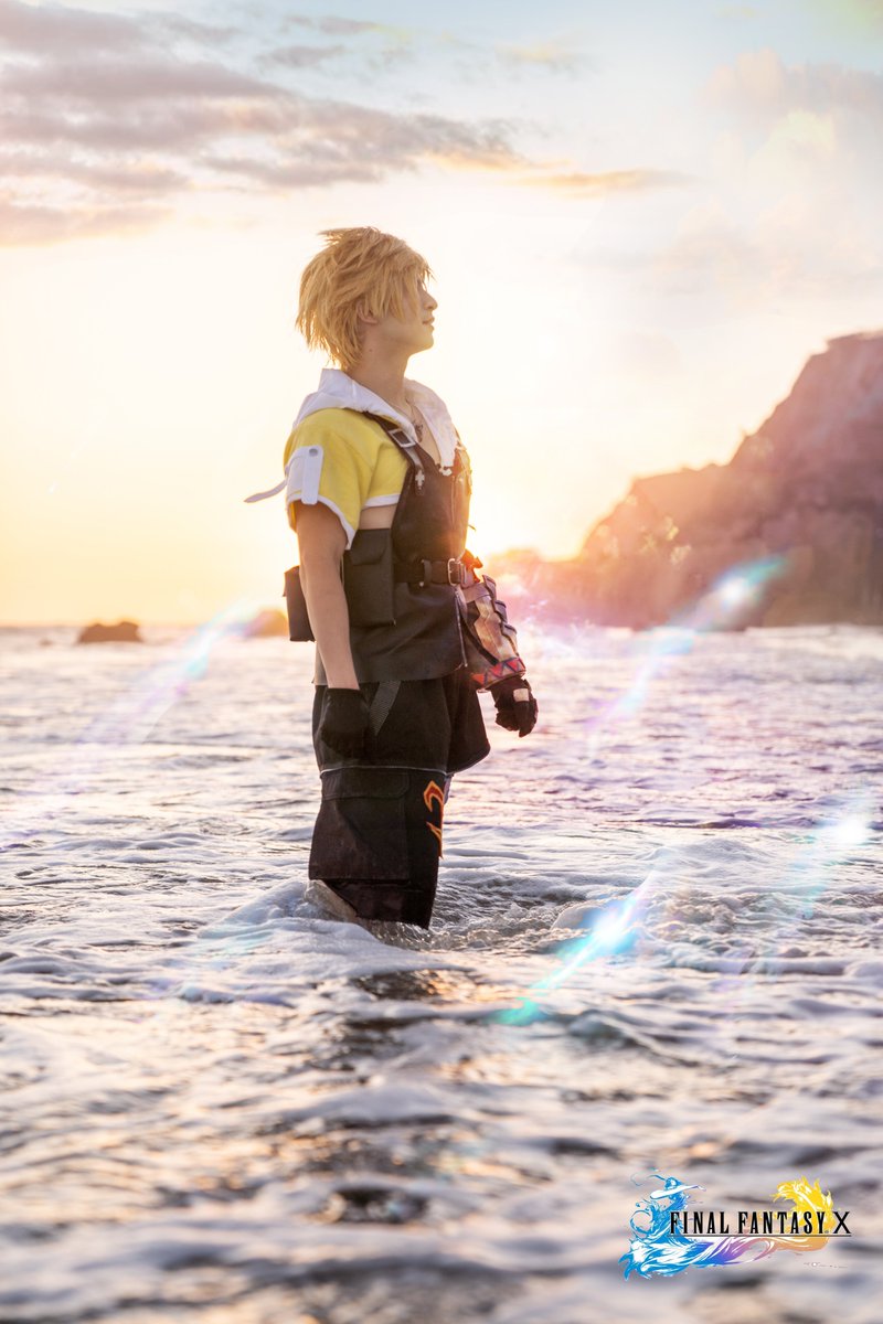 oh_hai_bonzai's tweet photo. Figured it's time to make a cosplay twitter soooo, howdy!  I'm Bonzai!  A cosplayer who loves Square Enix, Anime, among a many other series!  

My main skill is armor but I'm always looking to level up my crafting abilities!

IG: oh_hai_bonzai
#cosplay https://t.co/PXkNtTnQgH
