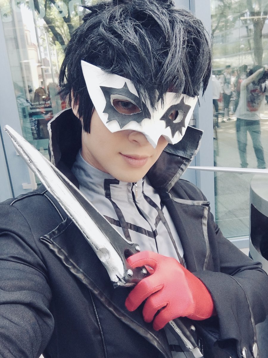 oh_hai_bonzai's tweet photo. Figured it's time to make a cosplay twitter soooo, howdy!  I'm Bonzai!  A cosplayer who loves Square Enix, Anime, among a many other series!  

My main skill is armor but I'm always looking to level up my crafting abilities!

IG: oh_hai_bonzai
#cosplay https://t.co/PXkNtTnQgH