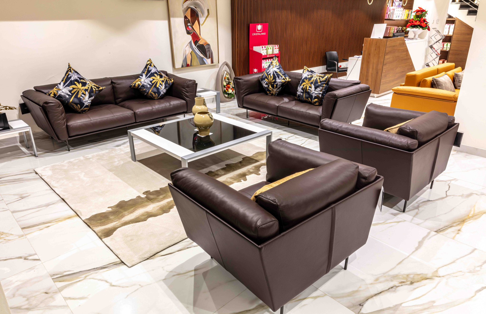 Leather sofa showroom deals