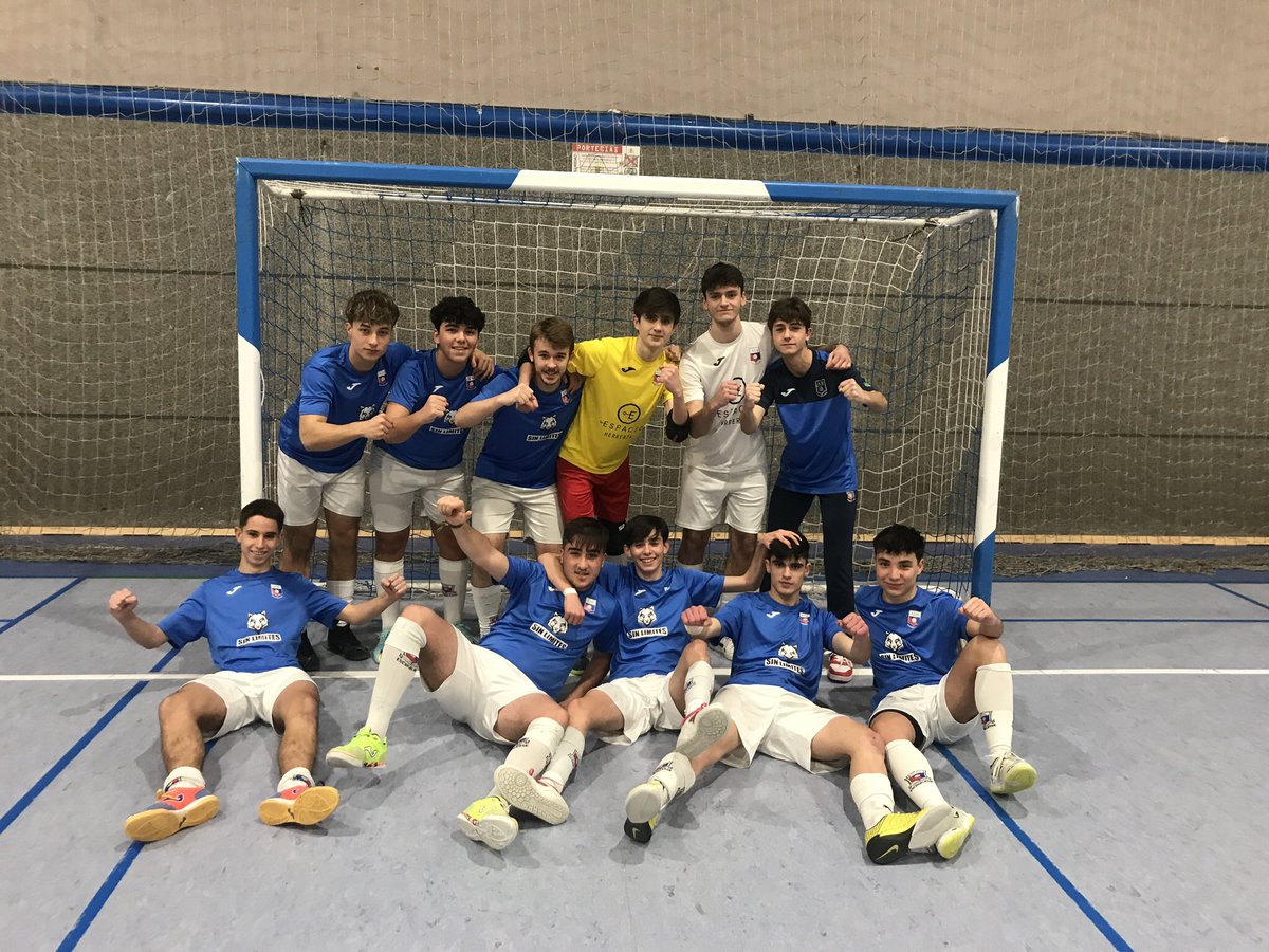 📢Nuestro equipo Juvenil disputara este fin de semana la fase final de copa de la <a href="/RFFM_FutbolSala/">Comité de Fútbol Sala - RFFM</a> 
Será el sabado a las 12:00 en el polideportivo de Loeches
#vamosescu💪🏻⚽️