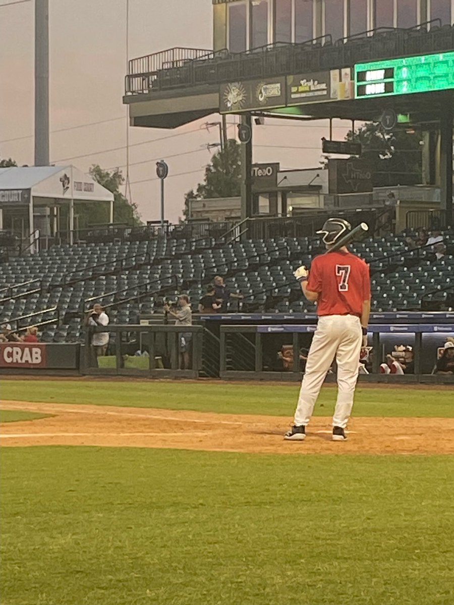 Great seeing @NoahPaulson7 continuing his hot hitting at the @GHBCAfutures game.