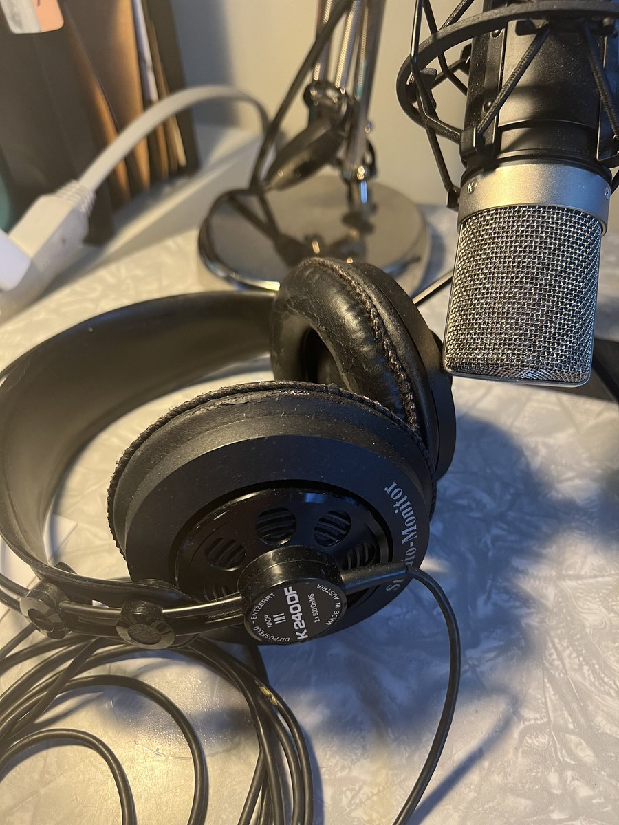 gkbarrett's tweet photo. @samuelgbrooks I’m more of a AKG K240 guy myself. https://t.co/VDYJu3LfSH