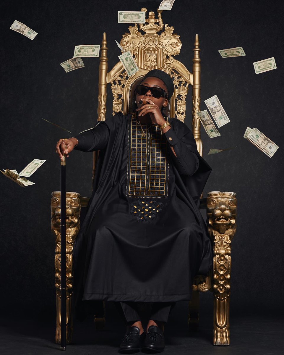 Make ‘em stop &amp; stare 

#simiday