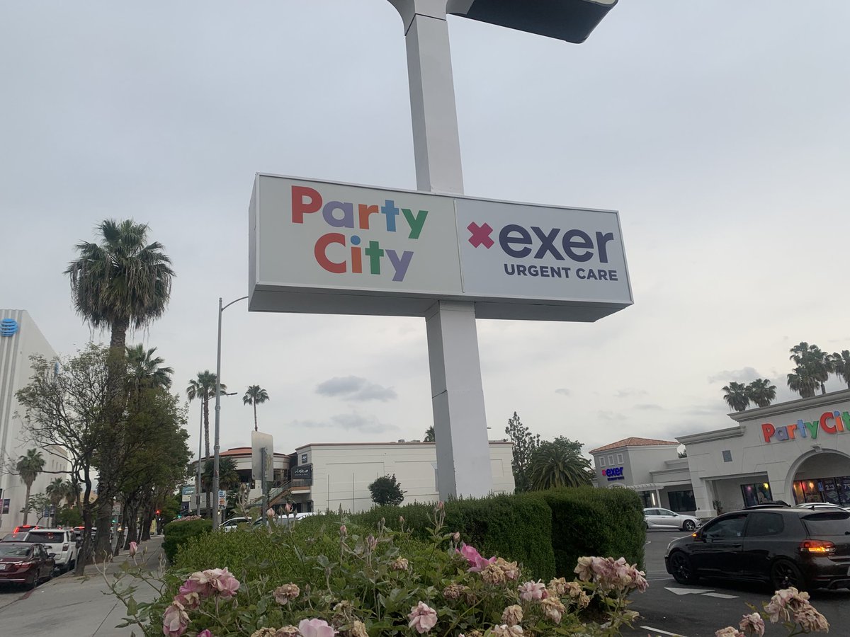 AndyKindler's tweet image. This happened to me every night on the road during the comedy boom!