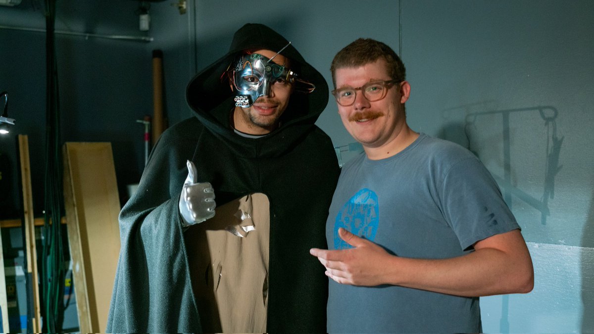 DavidHillTimes3's tweet photo. Check out today's GMM where Droid Hill is the  judge!!! Thanks for having me on @sierra_dh and @ChaseHilt! Costume by: Lucas
📷:@luckyendings https://t.co/iT7IzoEXHh