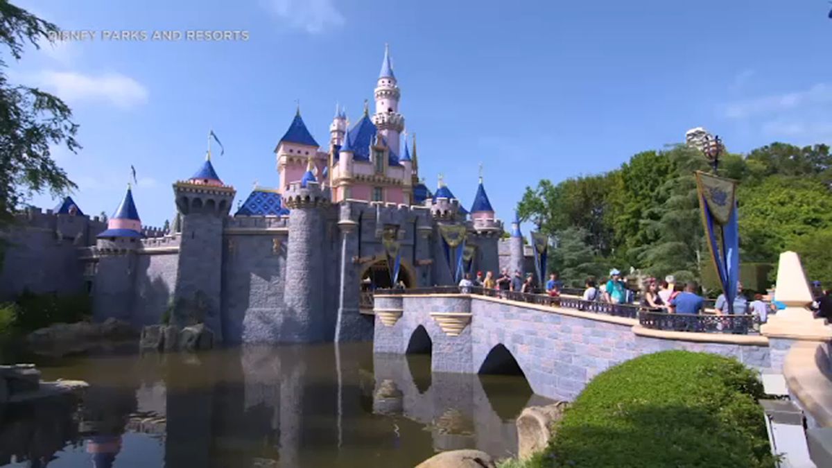 abc7newsbayarea's tweet photo. Disneyland announces summer 2023 ticket offer for California residents https://t.co/laeTC51MF8 https://t.co/DSfDZkuGSy