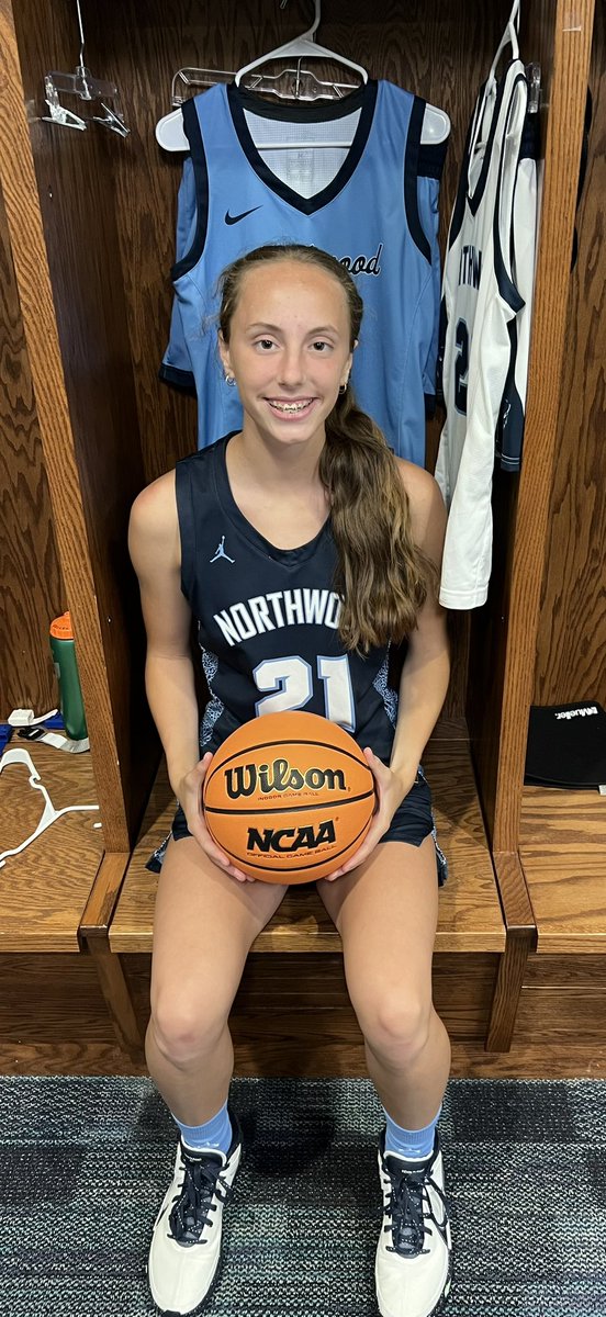 Kariekeefer6's tweet photo. I would like to thank @CoachHaggadone and @CoachJakeVolks for an awesome visit today and the opportunity to continue my academic and athletic career at Northwood University! @CapitolCityExpr  @secorsig https://t.co/2Tqg8nrxTq