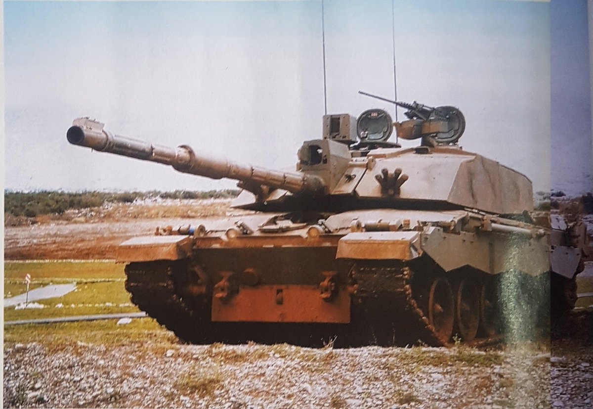@multi_c4 @B4NZRz_ @WarThunder Since they’ve given us the CR2E Late variant, they should give us the CR2E early variant with TOGs on the mantlet without CITV. 

We need more speedy Challenger 2s.