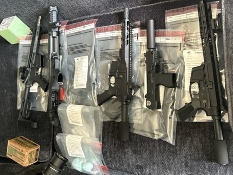 APD_PIO's tweet photo. Major drug trafficking bust today! Narcotics detectives arrested 4 people, seized 15 firearms, 45K Fentanyl pills, 1 pound of meth, $45K in cash and 3,000 rounds of ammunition. Suspects are major suppliers of illegal drugs in Albuquerque with ties to a Mexican cartel. https://t.co/DCsgIT2xL1