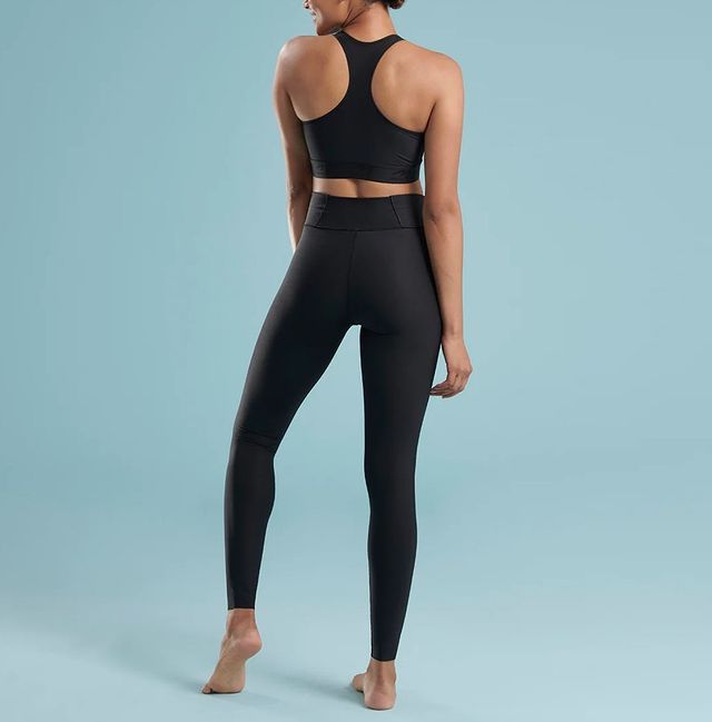 🌟Stay Comfortable on the Go: Marena Travel Legging with Graduated Compression - Shop Today!

👉Shop now at shapewearusa.com

#shapewearusa #marenatravellegging #compressionlegging #travelcomfort #travelstyle #travelwardrobe #graduatedcompression #comfortabletravel