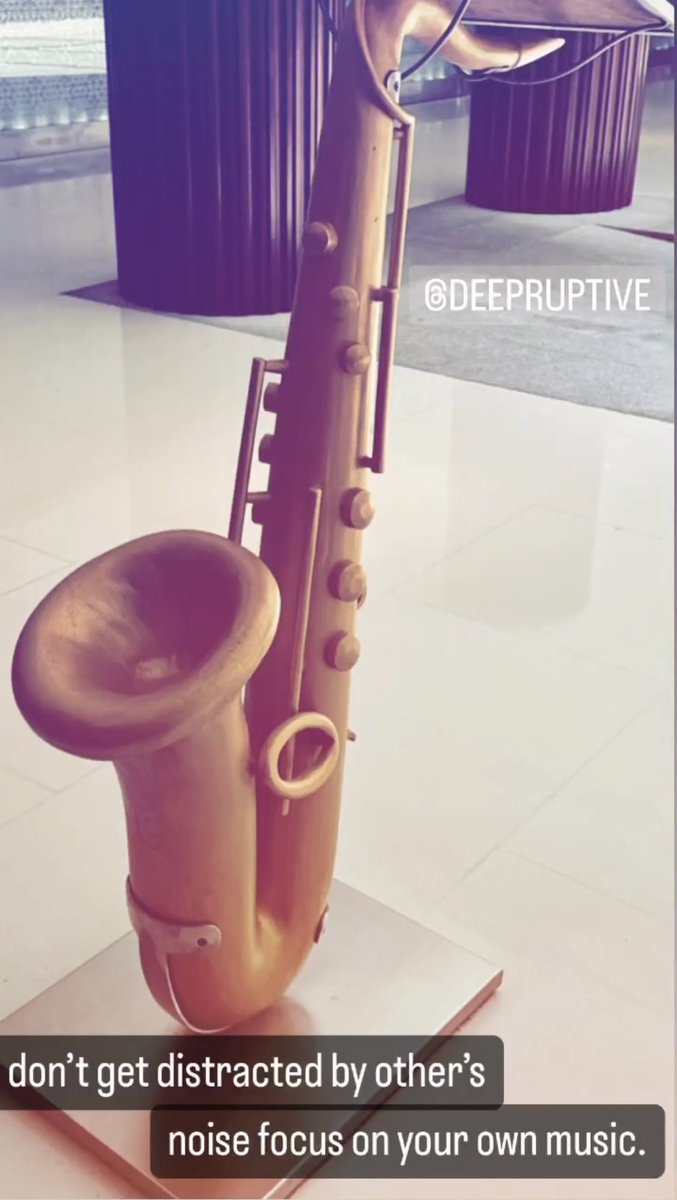 DeepMalhotra's tweet image. Don’t get distracted by other’s noise focus on your own music. #TheGreaterFool

#tasklist #WednesdayMotivation #TIME #amwriting #writerslife #life #writersoftwitter #AuthorsOfTwitter #WritingCommunity #writerslift #deepruptive #deepmalhotra #mindset #Entrepreneur #business…