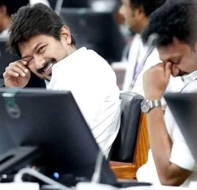 Timepassna's tweet photo. மோடி படிச்ச கல்லூரிக்கு கூட்டிட்டு போக முடியுமா .. 😊 https://t.co/oGR9R6y8OU