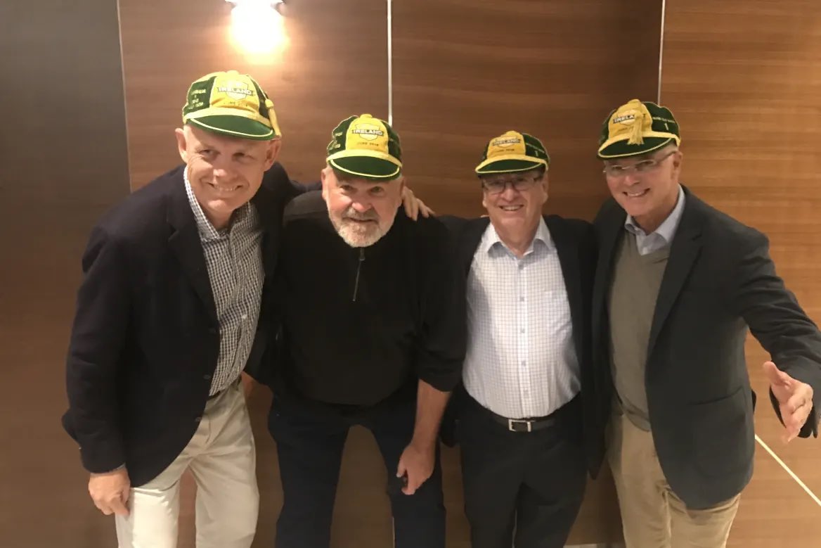 Xlovers32's tweet photo. Greg Growden and now #WayneSmith, both leviathans covering rugby, worked alongside them, deeply respected and admired them and now both have left us, far too early. It is a very sad day for so many of us who knew and valued Smithy. https://t.co/U4sS7YvATT