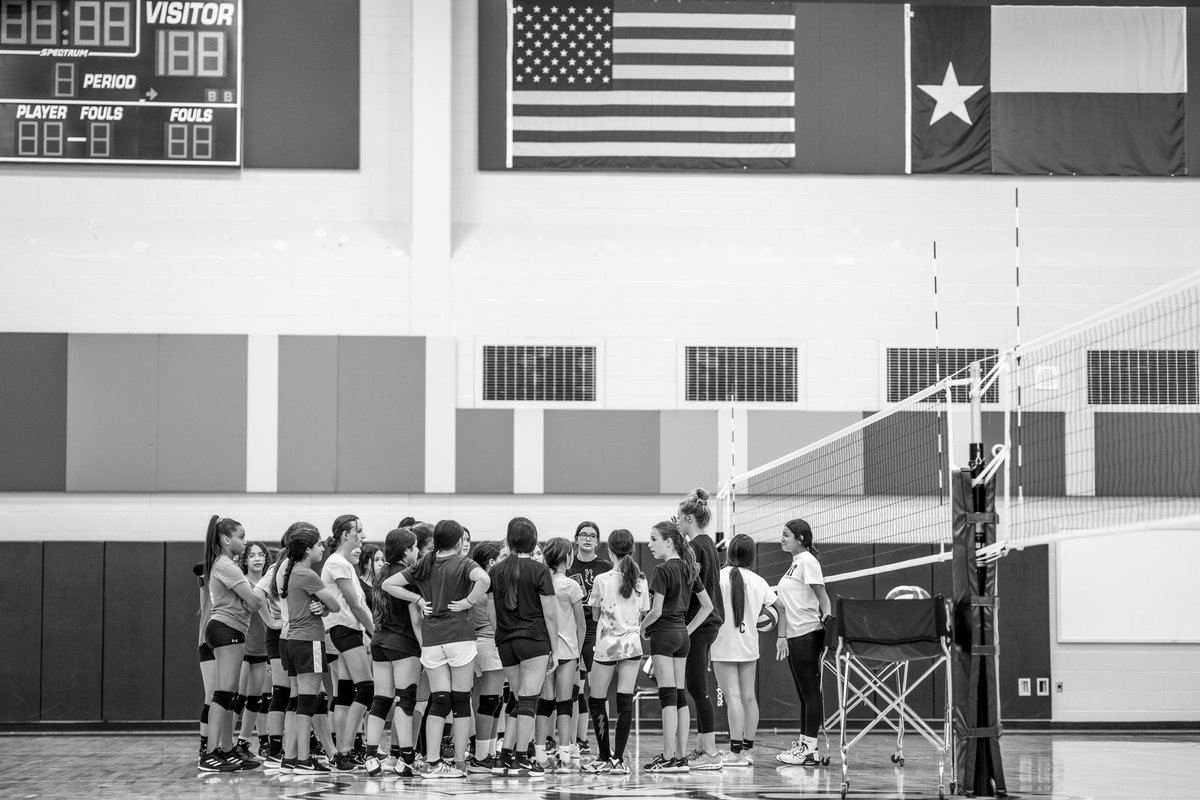 Day 2 of my  monster stepping out of her comfort zone. I’m super proud of her.  <a href="/SotomayorVB/">Sotomayor Volleyball</a> thank you for everything #nisdsotomayor #sonyalpha #volleyball