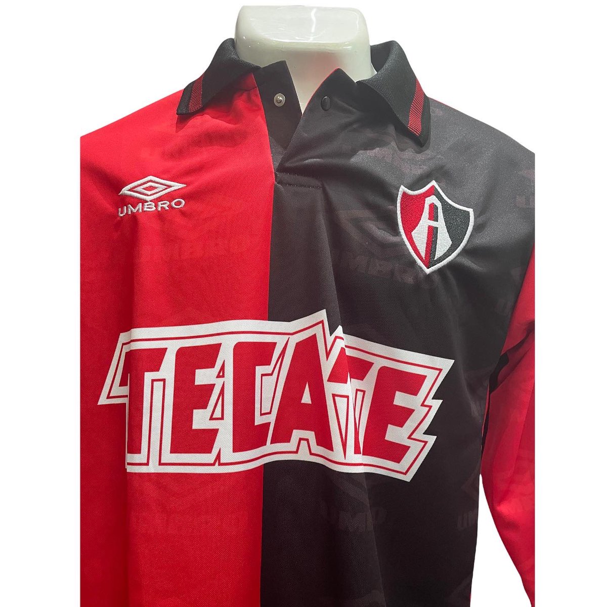 🦊 BICAMPEÓN 🦊 

Jersey Umbro Atlas Manga Larga 1994-95

👕Talla S M L XL XXL
💰$999
🚚Incluye envío nacional por correos de México

🏷️ Envío por Estafeta: +MXN 150