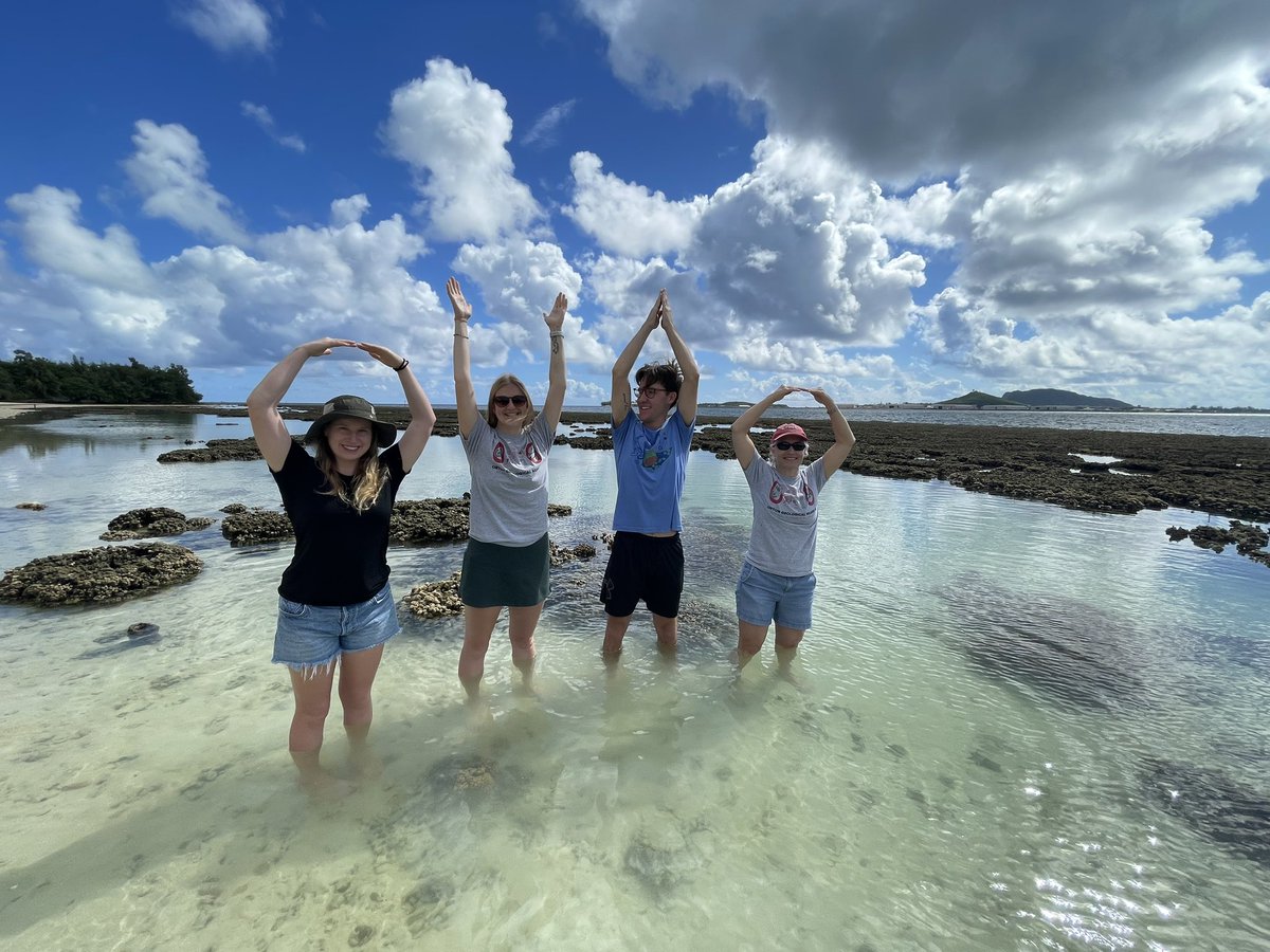OHIO at <a href="/himb_soest/">Hawai‘i Institute of Marine Biology</a>  Buckeyes from the <a href="/osuearthscience/">The Ohio State University School of Earth Sciences</a> doing coral research in Hawaii. <a href="/osuresearch/">Ohio State News – Research</a>