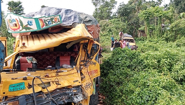 13 killed truck-pick-up van collision in Sylhet, Bangladesh.