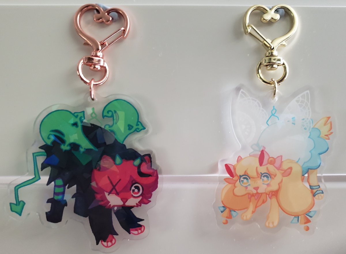 yoiiinked's tweet photo. keychains!!! the pixies!! acquired! :3
#epitheterased https://t.co/lLwIPXhTci