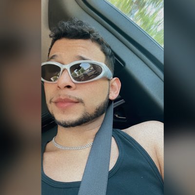 Thatidleteen's tweet photo. #NewProfilePic https://t.co/sjLTjHNRhr
