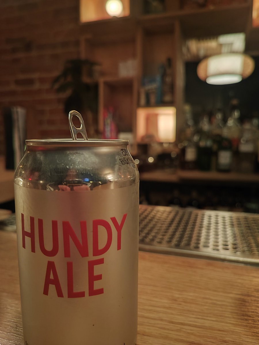 よいBAR を教えてもらった笑
ちょっと高いけど　雰囲気満点笑