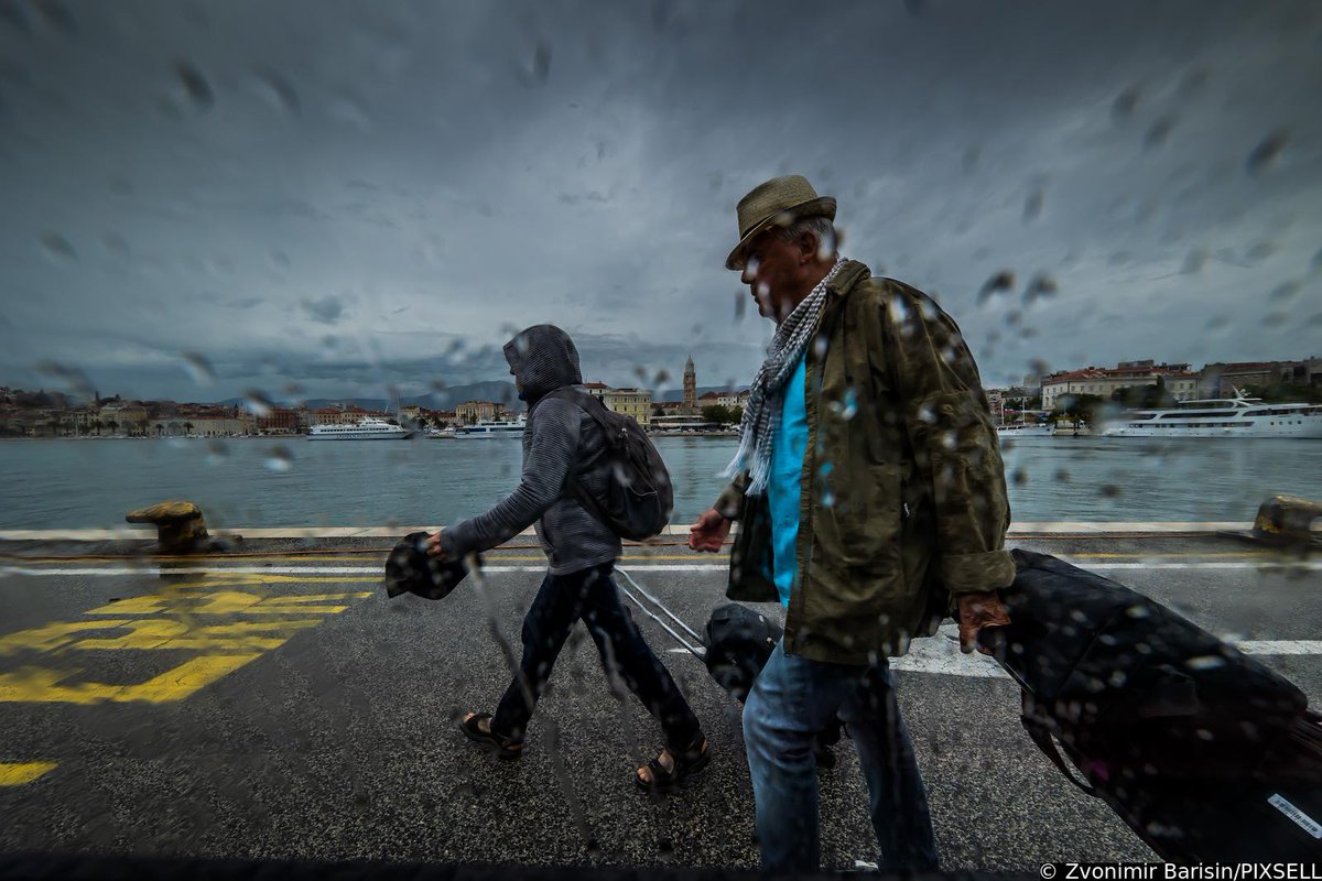 Dobro jutro / Good Morning / Guten Morgen 🌧⛈️

📸 Zvonimir Barišin/PIXSELL
#goodmorning #morning #caosvima #jutro #dobrojutro #Travel  #PHOTOS #PhotographyIsArt #photoofthedays #Croatia #weather #vrijemedanas #rain #kisa