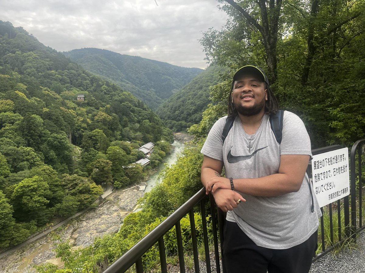MerrickDevonte's tweet photo. Reasons to  “accidentally” lose my passport in Japan part 1 https://t.co/wXak1J9SKO