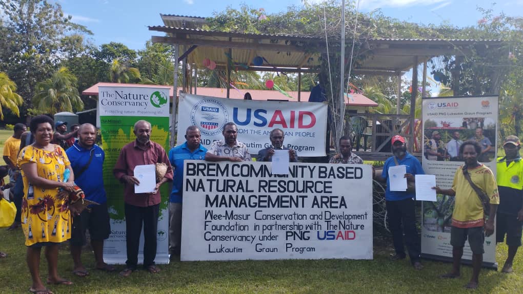 On May 30, target communities from Murukunam in Madang Province, PNG signed a Conservation Deed. Total of 7,400 hectares of customary land is now part of an environment protection management area. USAID LGP witnessed the signing.
#Biodiversity #Conservation