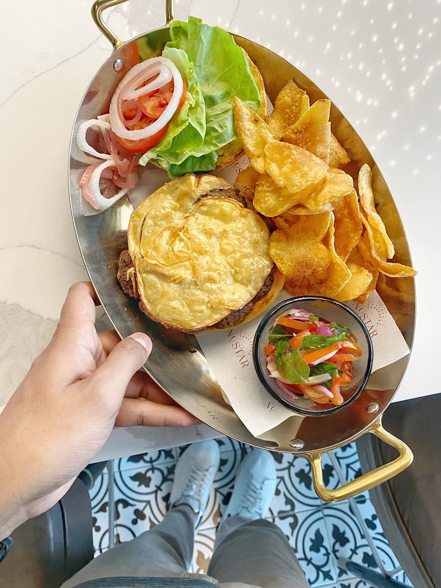 TheMarkMonta's tweet photo. KAIN! NU Burger, BEST WAGYU BURGER IN CEBU - only in IL Primo of Nustar Cebu!
888 only with three glasses of Curated Beer!!! #Nustar #ILPrimo #Cebu #CebuFoodAndWineFestival https://t.co/1lphW060ka