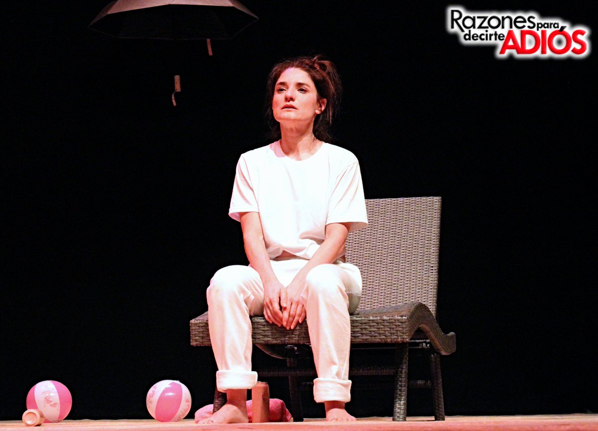 Ahí estaba, sintiendo como se desvanecía lo poco que quedaba de nuestro #amor y, simplemente, ya no podía hacer más por recuperarlo...

"Razones para decirte adiós"
#Teatro Tepeyac 📷

Consulta fechas y disponibilidad de boletos en alejandromedinapresenta.com. 📷📷