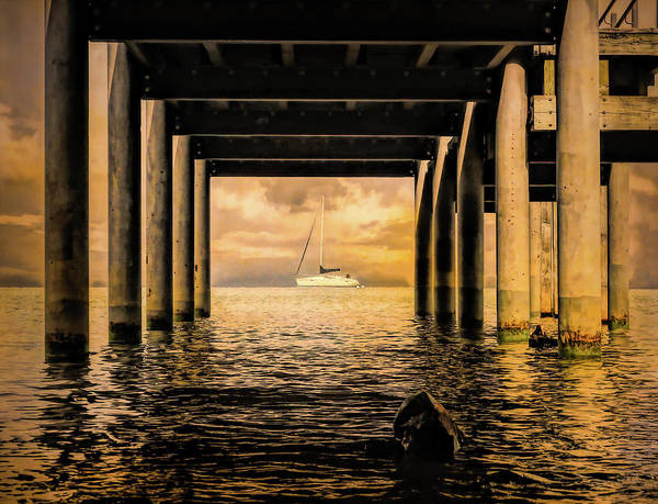 Lake Tahoe Sailboat near sunset storms:
fineartamerica.com/featured/lake-… 

#laketahoe #California #sunsetphotography #sunset #normabrandsberg #AYearForArt #art4mom #elegantfinephotography #art #landscapephotography