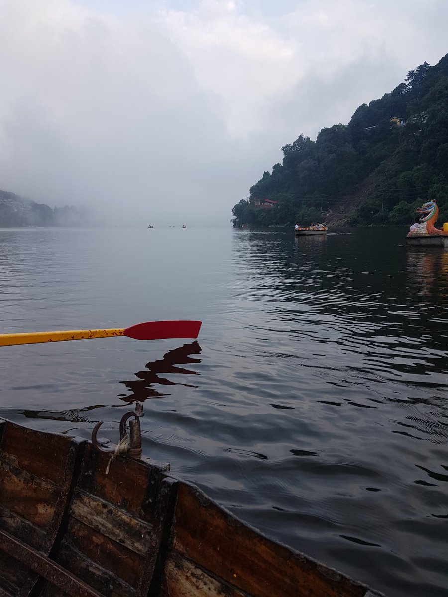 he_man_hd's tweet photo. How contrasting the reality is.
.
.
.
.
.
.
.
.
#WorldEnvironmentDay #Nainital #savetheplanet #Uttarakhand #LakeDistrict #CleanLakes #EnvironmentalJustice #EnvironmentalAwareness https://t.co/H8kkou37HQ