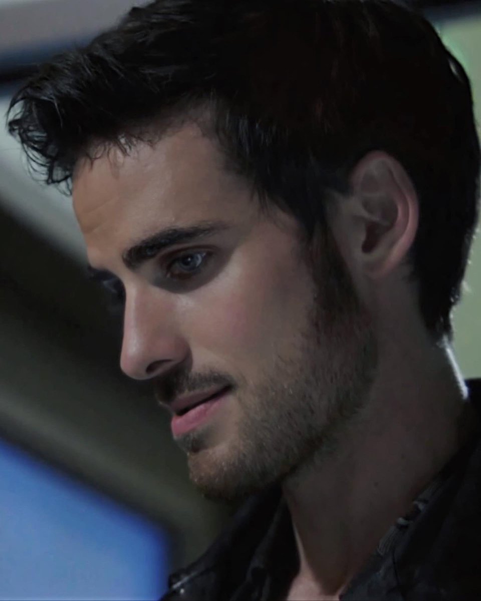 Wendythepirate's tweet photo. Hook (Ouat 4x05) https://t.co/QwM8dz0GVh
