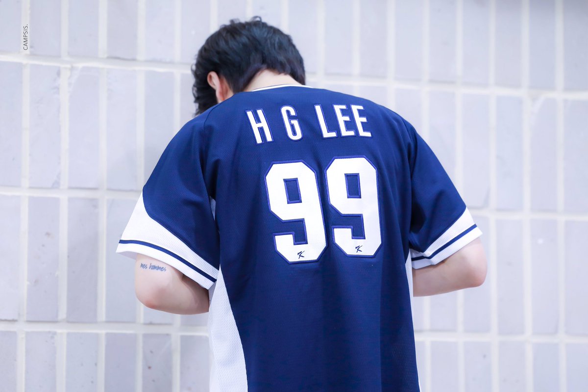 Introduce y’all… my baseball team ⚾️🏆
#WOODZ #한승우 #LEEHANGYUL