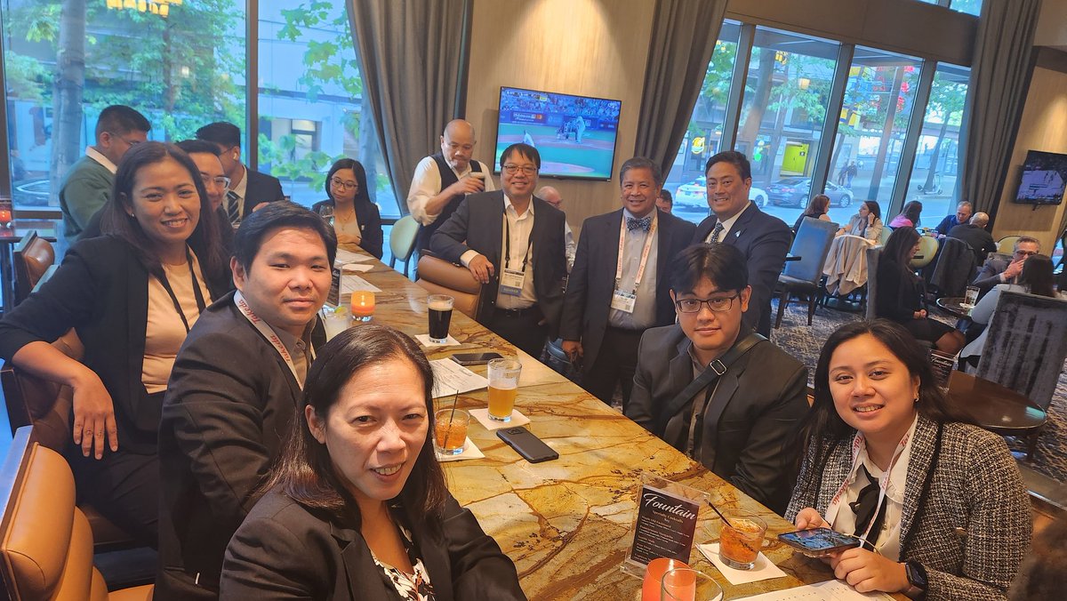jenreyes7's tweet photo. So great to meet up with the Filipino-American colorectal surgeons Vince Obias, Jed Calata, Brian Bello, Dave Vargas, and Michelle de Leon at #ASCRS2023! #PSCRS See you in the Philippines soon! @vincentobiasMD @pscrs50 https://t.co/oGApzRKUTO