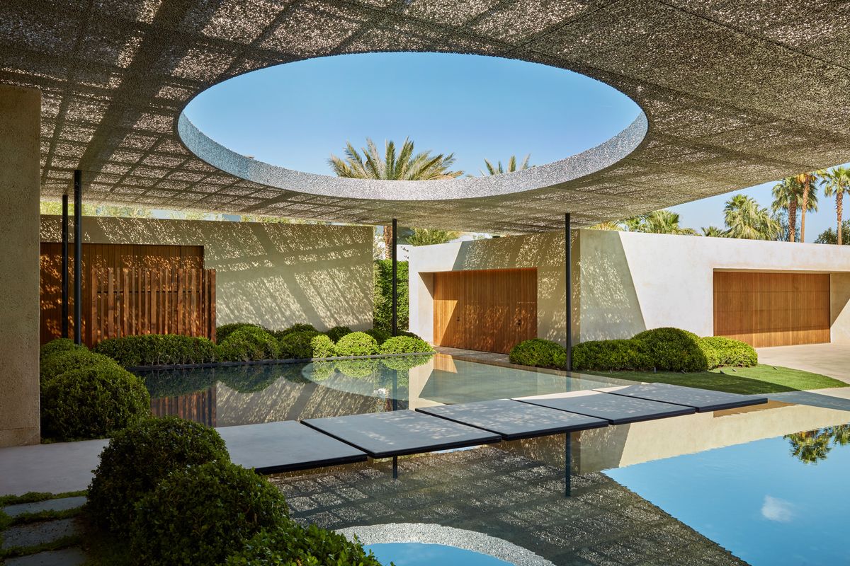ArchDaily's tweet photo. Madison Desert Club / Kovac Design Studio https://t.co/sUPzwng6pN https://t.co/vvHPNz5dlx