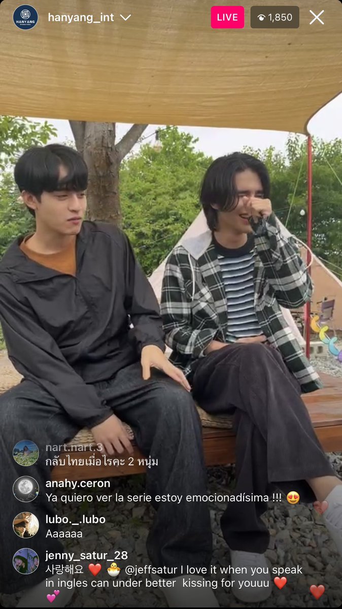 kimberly___8's tweet photo. Barcode: It’s okay P’Jeff nobody saw the tattoo👀 

Jeff: *laughing nonstop trying to hide the tattoo after we all saw it*🤭😂😂

#WujubakeryinKorea
#JeffBarcode #WujuBakery https://t.co/4YGJcPTG7R