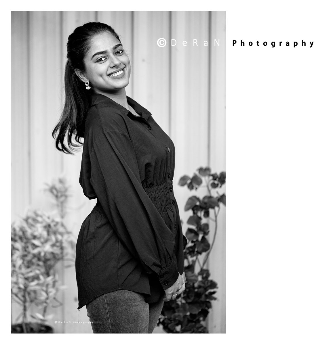 #SiddhiIdnani #KatharbashaEndraMuthuramalingam #girlnextdoor #nomakeup #portraitphotography #portrait #indowestern #Blackandwhiteportrait #blackandwhite #model #modelphotography #PanasonicLumix #lumixS5ii #lumix #lumixindia #lumixphotography #DeRaN #deranphotography