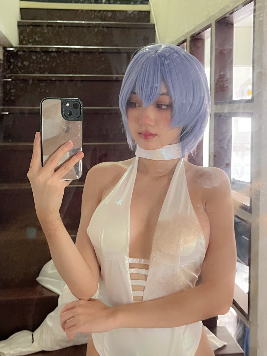 xs_yuna's tweet photo. testing out this cosplay look lol https://t.co/Qzcfpffoko