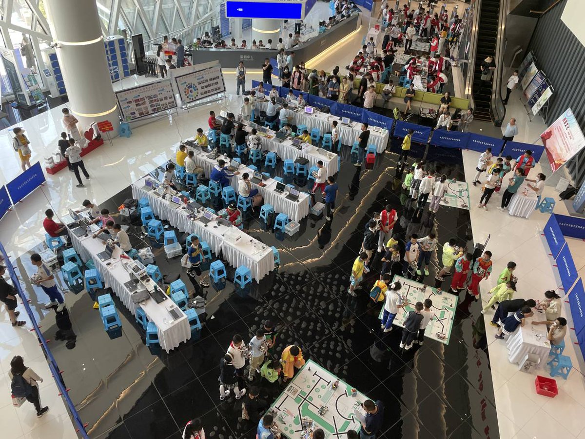 zmrobot's tweet photo. Looking back the children in contest.
Learning coding, learning competition , that is an important thing in grow up of children.
#Robot #Competition #STEM #RobotCompetition #Coding #SuperTrack #Programming #Scratch #STEMEducation #Education #ZMROBO #Kids #Platfrom #Contest https://t.co/cGH3WYGeDz