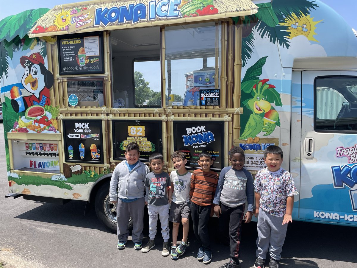 Thank you <a href="/meadowbrook_pta/">Meadowbrook PTA</a> for making our ABC Countdown even better by bringing the Kona Ice Truck to us for our letter i celebration! <a href="/ms_brandwin/">Sarah Brandwin</a> <a href="/meadowbrookem/">MeadowbrookSchoolEM</a>