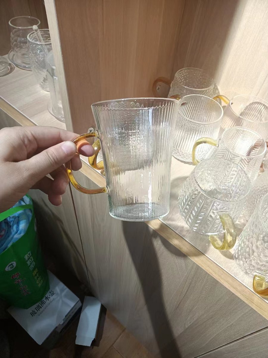 hangyixinglass's tweet photo. Impress your guests with our exquisitely crafted Glass Pitcher Carafe 🍹🌟 Contact us to order yours today! 📦👨‍🍳
https://t.co/vQY35cQ3Uf
#GlassCup #CoffeeCup #CoffeeGlassCup #CustomCup #Coffee #Glassware #CuteCup #CoffeeTime #Houseware #Kitchenware #Drinkware #Cups https://t.co/0Bj5hsqKas