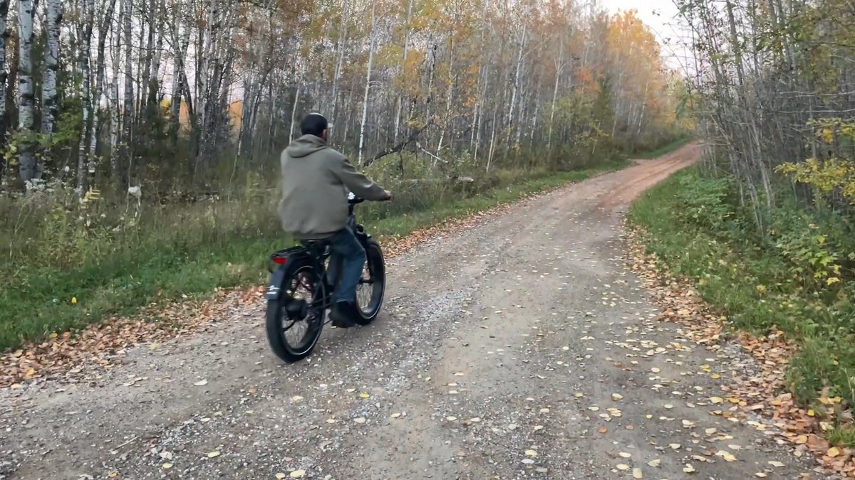 multijoyebikes's tweet photo. Electric fat bikes offer an exciting way to explore off-road trails, conquer challenging terrains, and extend your riding range with the assistance of an electric motor. #multijoy #multijoybike #ebike #ebikes #ebikelife
website:https://t.co/ZwuYgyZHag. https://t.co/QqFthd55Gq
