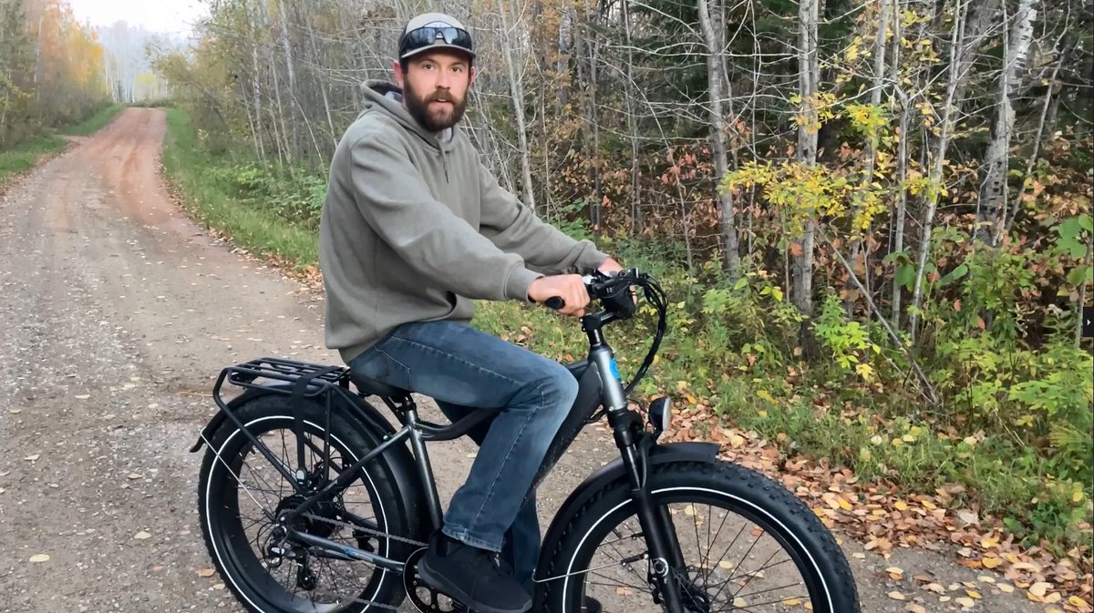 multijoyebikes's tweet photo. Electric fat bikes offer an exciting way to explore off-road trails, conquer challenging terrains, and extend your riding range with the assistance of an electric motor. #multijoy #multijoybike #ebike #ebikes #ebikelife
website:https://t.co/ZwuYgyZHag. https://t.co/QqFthd55Gq