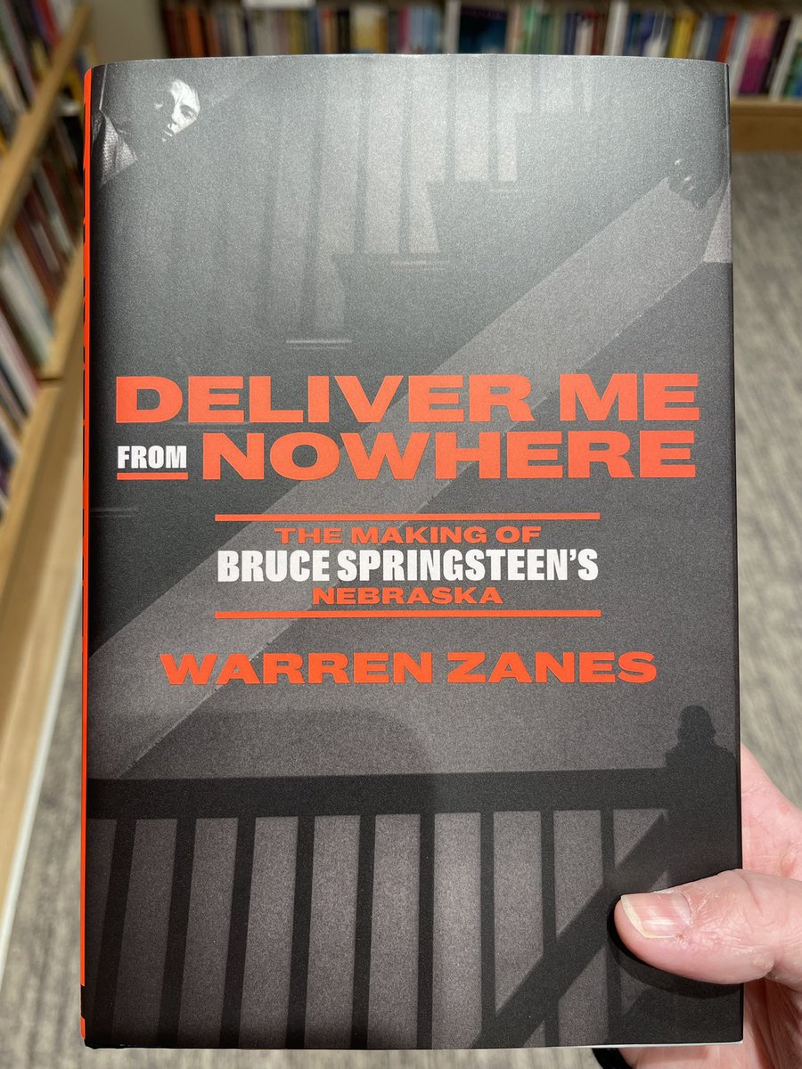 Sooo stayed up WAY too late last night for a work night reading this…
Just when I thought I would finish one chapter and come to a stopping place, I was on to the next. It’s great so far, y’all! Go get it and read it! ❤️💯
@WarrenZanes @springsteen #DeliverMeFromNowhere