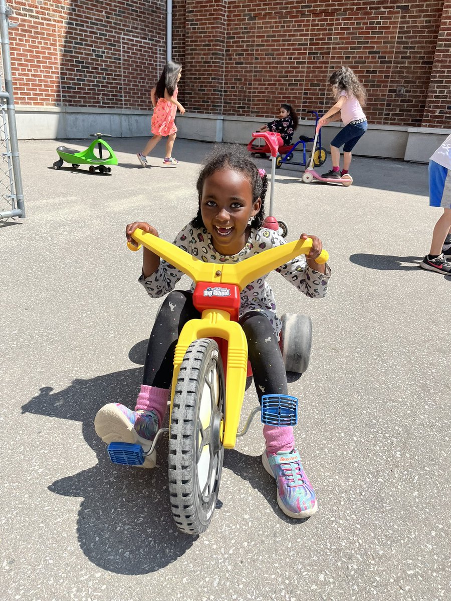 Mrs. Fanelli tweet media